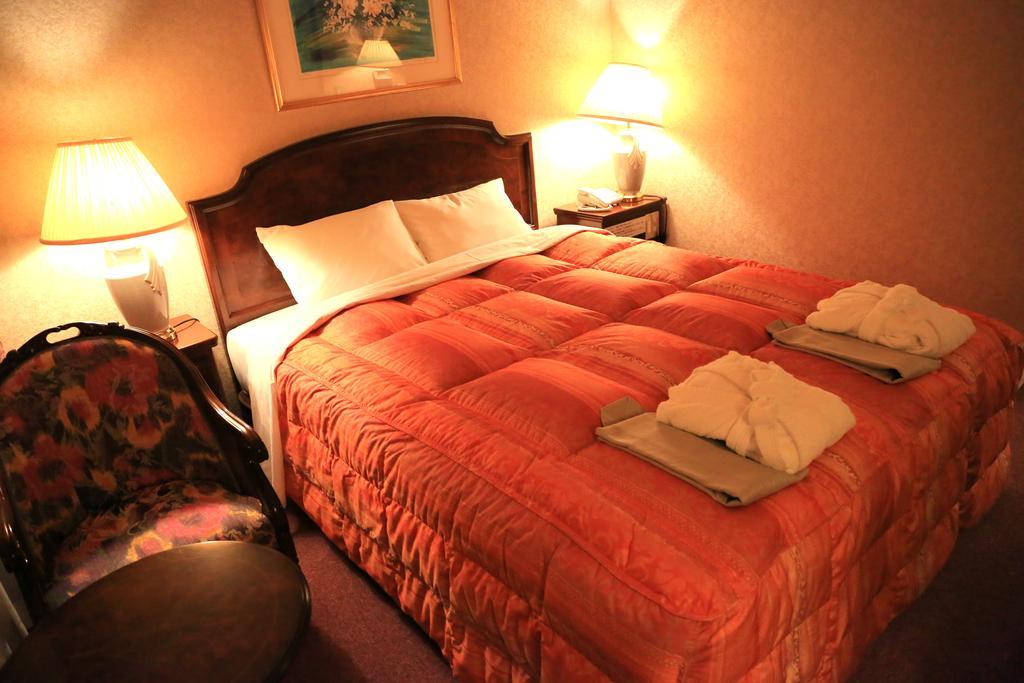 Hotel Palace Inn Toyota Toyota  Eksteriør bilde