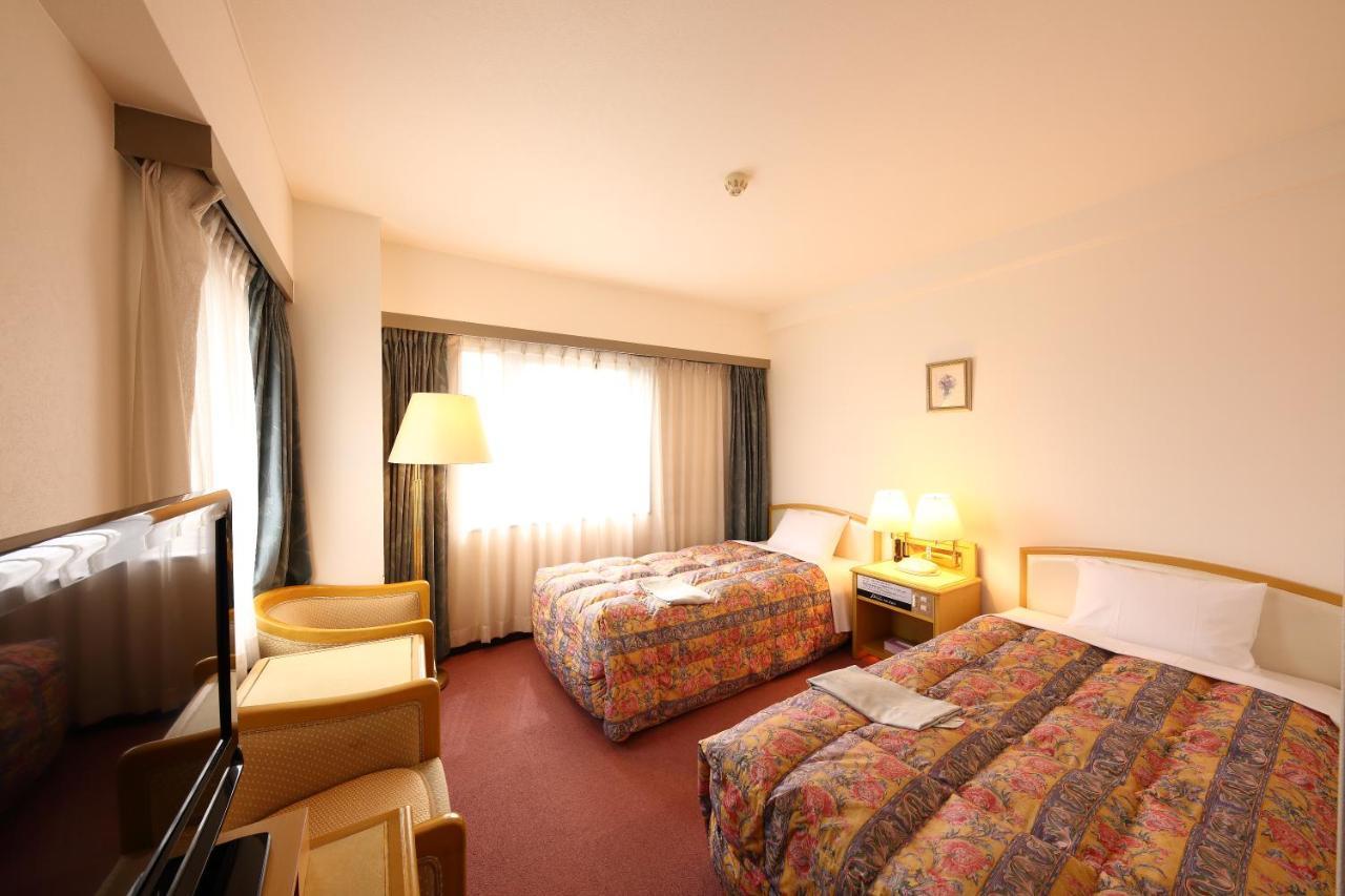 Hotel Palace Inn Toyota Toyota  Eksteriør bilde